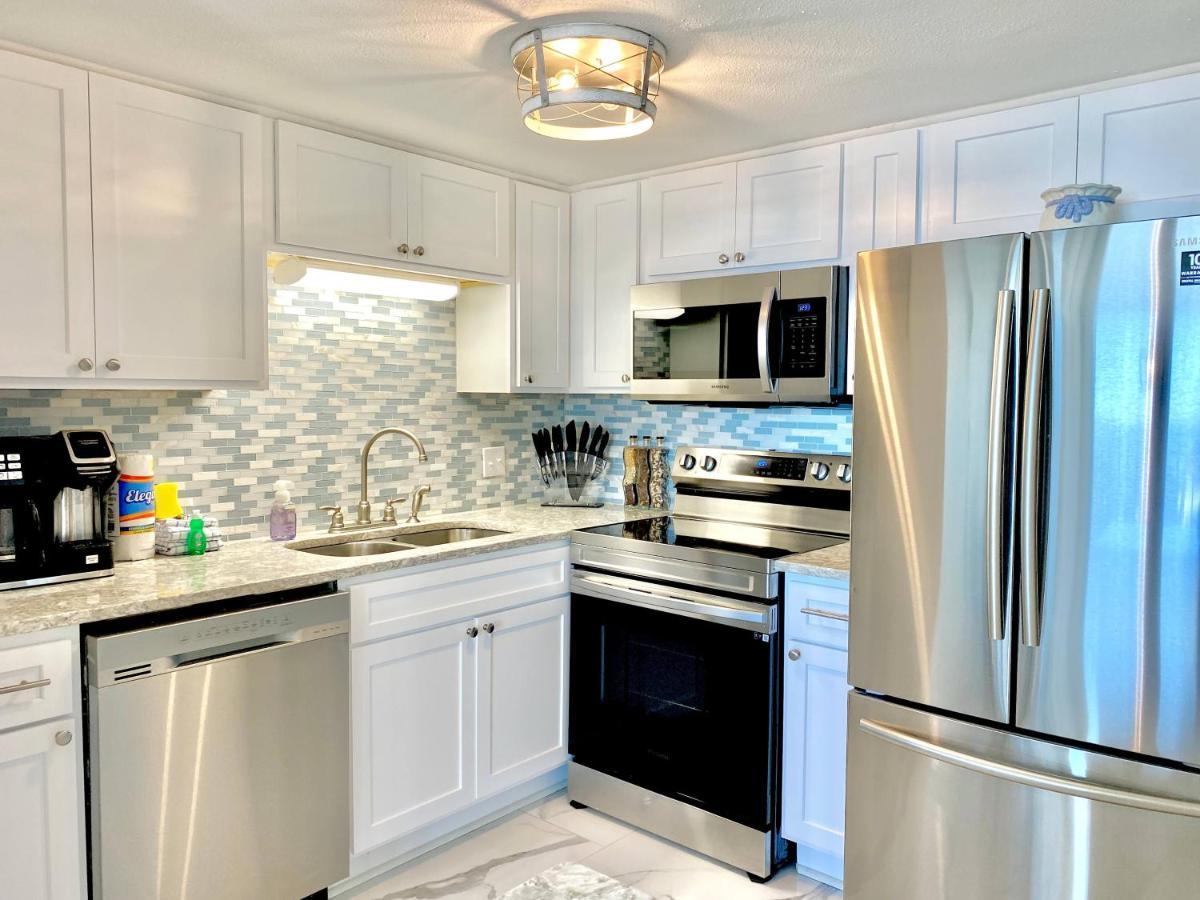 Island Winds East 202 By Albvr - Beautifully Renovated Beachfront Condo & Steps Away From Hangout & More! Gulf Shores Exteriér fotografie