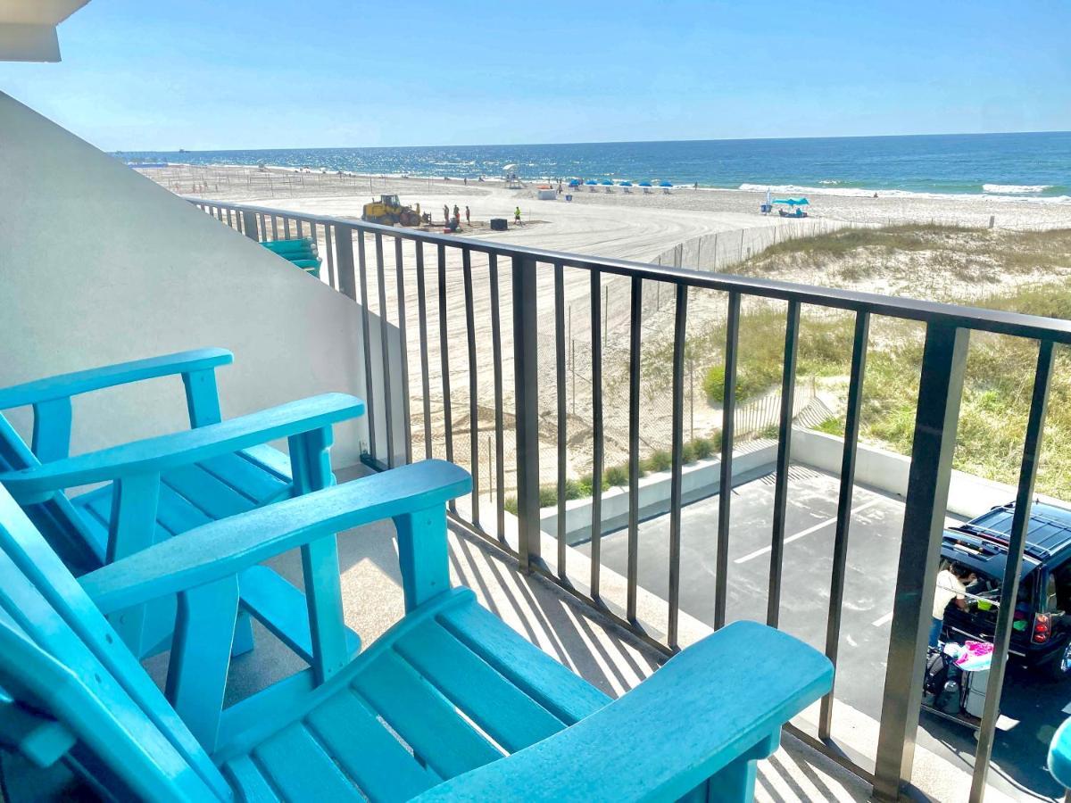 Island Winds East 202 By Albvr - Beautifully Renovated Beachfront Condo & Steps Away From Hangout & More! Gulf Shores Exteriér fotografie